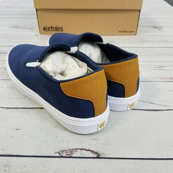 Loafers_&_Slip_Ons